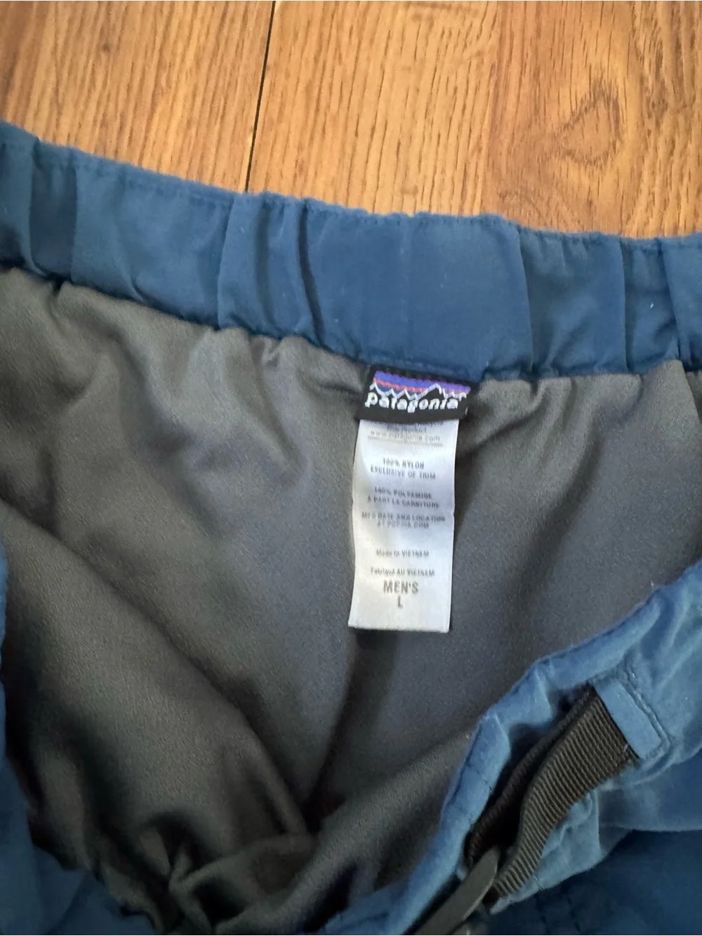 Patagonia Men’s Blue Swim Trunks Size Large-7” Inseam
